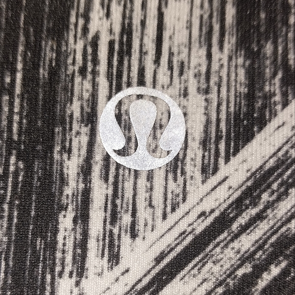 Lululemon Wunder Under Crops || - Picture 7 of 11